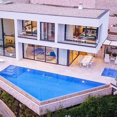 Luxury Princess Of Hvar With Pool